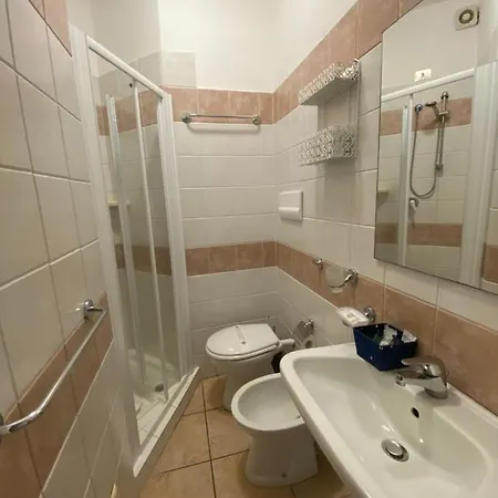 Palau City Hotel Palau