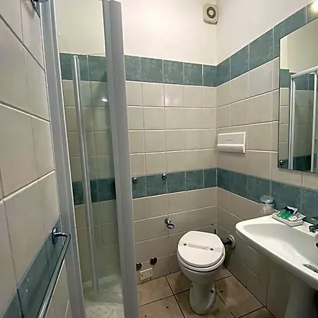 Palau City Hotel Otel 3*