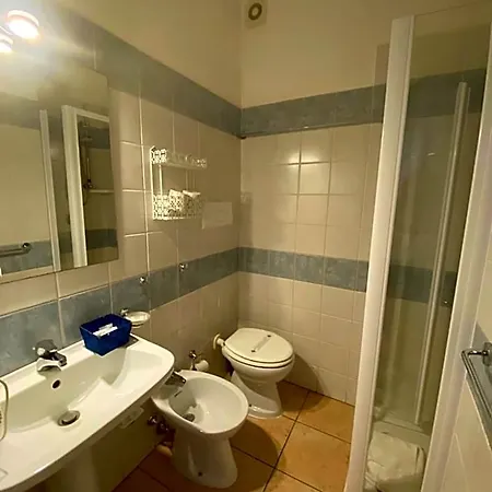 Palau City Hotel 3*