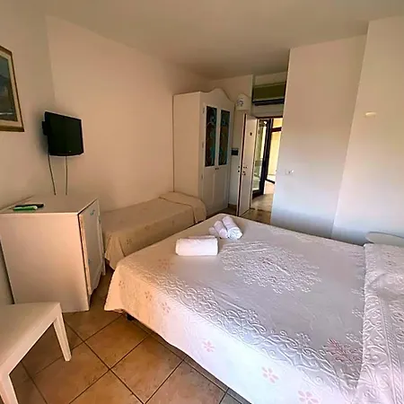 Palau City Hotel 3* Palau