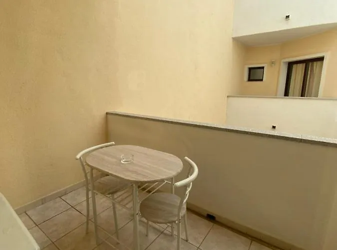 Palau City Hotel Otel 3*