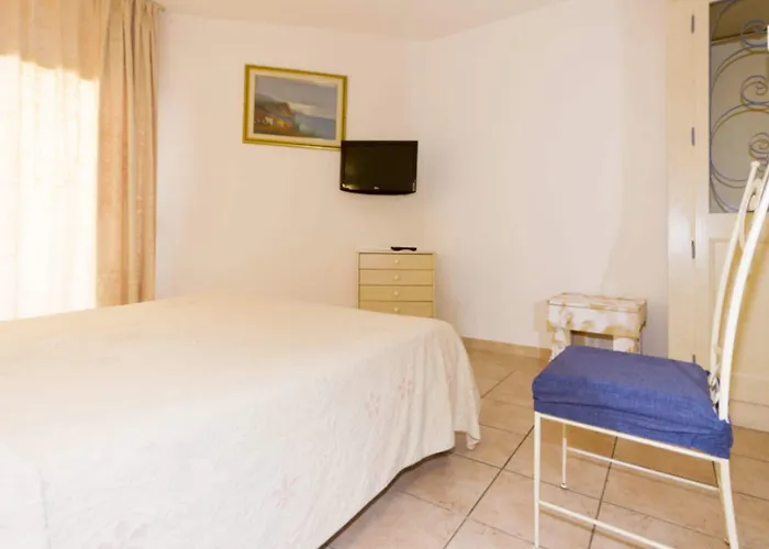 Palau City Hotel